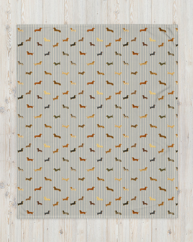 Throw Blanket - Long-Haired & Short-Haired Dachshund Mix Print