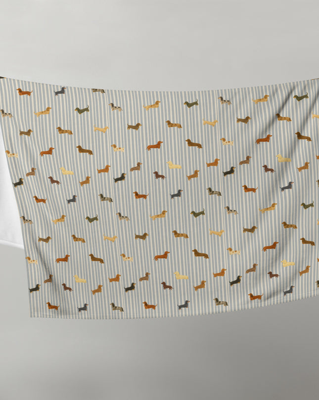 Throw Blanket - Long-Haired & Short-Haired Dachshund Mix Print